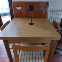 tavolo allungabile con 4 sedie