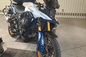 SUZUKI V STROM 800DE