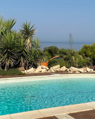 Villa con Piscina Vista mare