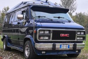 Furgone camperizzato GMC Vandura G20 Chevy van