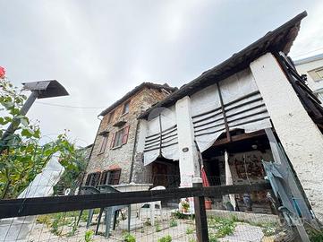 CASA INDIPENDENTE A PONT-CANAVESE