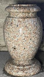 Vaso Cimiteriale Porta Fiori In Vero Granito