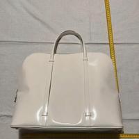 Andrea Mabiani. Borsa griffata.