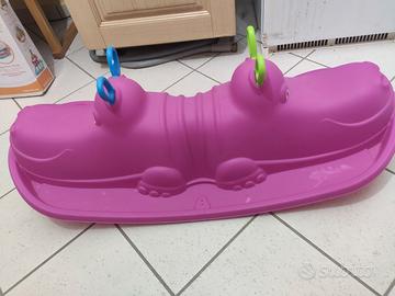 Dondolo ippopotamo bimbo