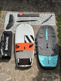 tavola da windsurf + foil