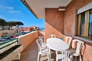 PER DOCENTI Bilocale con terrazzo Anzio Colonia