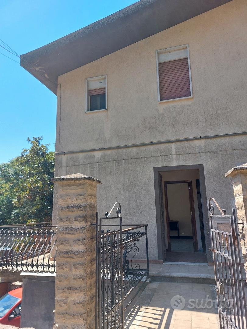 Appartamento, giardino e garage - Vista 3