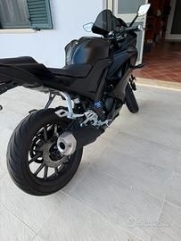 Yamaha yzf r125
