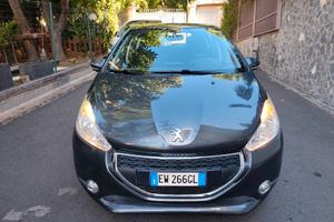 Peugeot 208 1.4 HDi 68 CV 2014