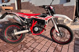 Beta RR 125 4T Enduro 2023 - 1.953km - come nuova