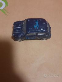 Mini auto Baci Perugina gadget in pvc