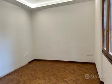 Disponibile 2 stanze uso ufficio a firenze