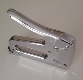 Spilla cavi elettrici