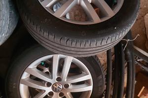 cerchi lega 16 originali volkswagen 200€