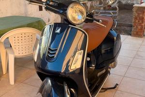 Vespa GTS 300 i.e. 2016 – 49.000 km