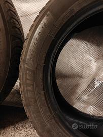 Gomme Michelin Crossclimate 2 - 225/55 R18 98V