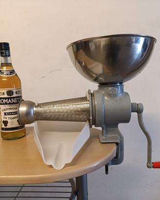 macchinetta per salsa