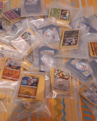 Carte Pokemon 60 mazzi pz. 100 e molto altro