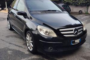 MERCEDES B180 CDI SPORT