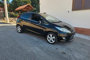 FORD FIESTA 1.4 TDCI 70CV Neopatentati 