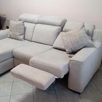  DIVANO POLTRONE E SOFÀ 