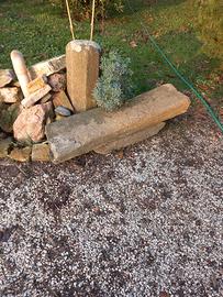 paracarro  in trachite e trachite lunga 3,5 metri