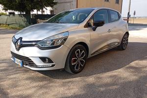 Renault clio duel sport