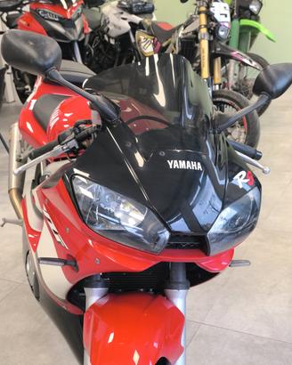 Yamaha YZF R6 GARANZIA 12 MESI