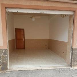 Magazzino Fondo in Lucca Centro