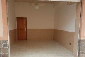 Magazzino Fondo in Lucca Centro