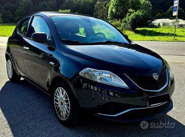 Ypsilon III 2015 1.3 mjt Silver s
