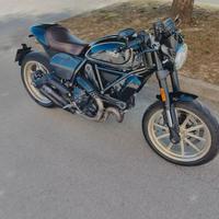 Ducati Scrambler Café Racer 800 2017 – 24.000 km