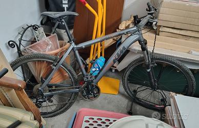 bike KTM tombstone