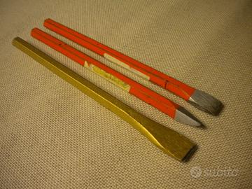 3 SCALPELLI CON PUNTE DIVERSE