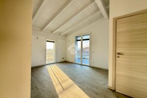 3 LOCALI A CAROBBIO DEGLI ANGELI