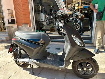 Moto Elettrico Piaggio 1 Active
