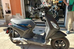 Moto Elettrico Piaggio 1 Active