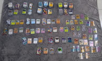 Lotto Pokemon di 2615 carte di varie espansioni