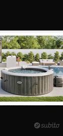 Vasca idro massaggio jacuzzi