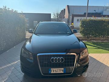 Audi Q5 2.0 TDI S line – 07/2010 – Import Germania