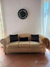 Divano 3 posti classico – struttura solida