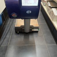 Bilancia elettronica con scontrino adesivo
