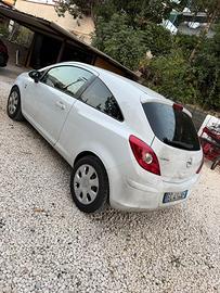 Opel corsa 1.3 cdti