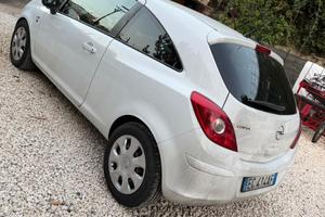 Opel corsa 1.3 cdti
