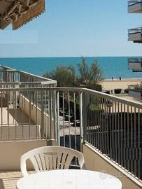 Fronte-lato mare/piscina/pz Milano/bilocale/5-6pax