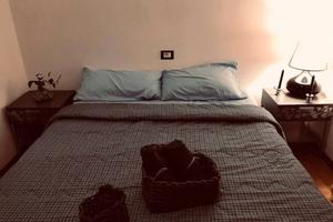 Camera singola con letto matrimoniale