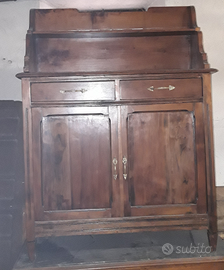 Mobile antico restaurato