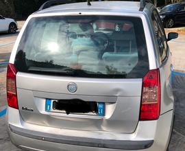 Fiat Idea 1.4 16V Emotion GPL
