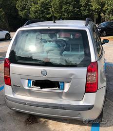 Fiat Idea 1.4 16V Emotion GPL