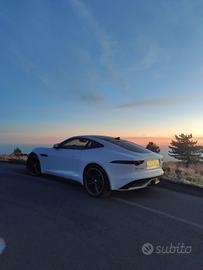 Jaguar f type 2.0 r Dynamic 